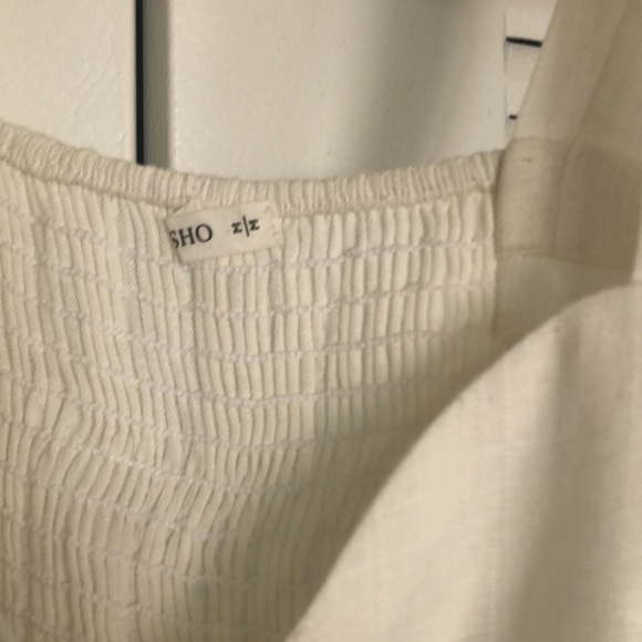 COPY - Linen white top with covered buttons - Picture 2 of 3